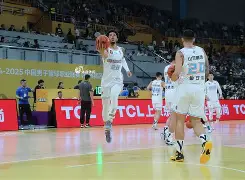 山东男篮内部会议纪要流出：冲刺阶段队长鼓劲，荷甲使命明确，高层口径保持一致的简单介绍