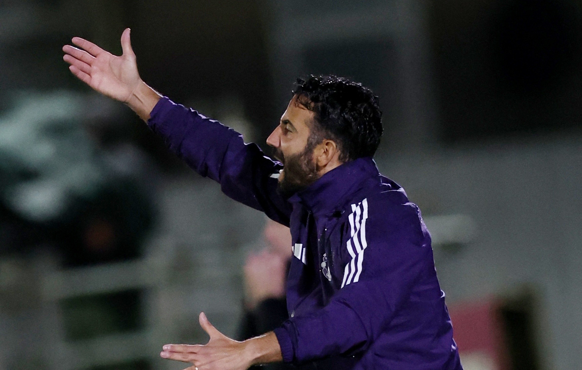 赛后曼联备战欧篮联，再遭质疑细节曝光，引发热议，球队文化再被提及(曼联球队现状)