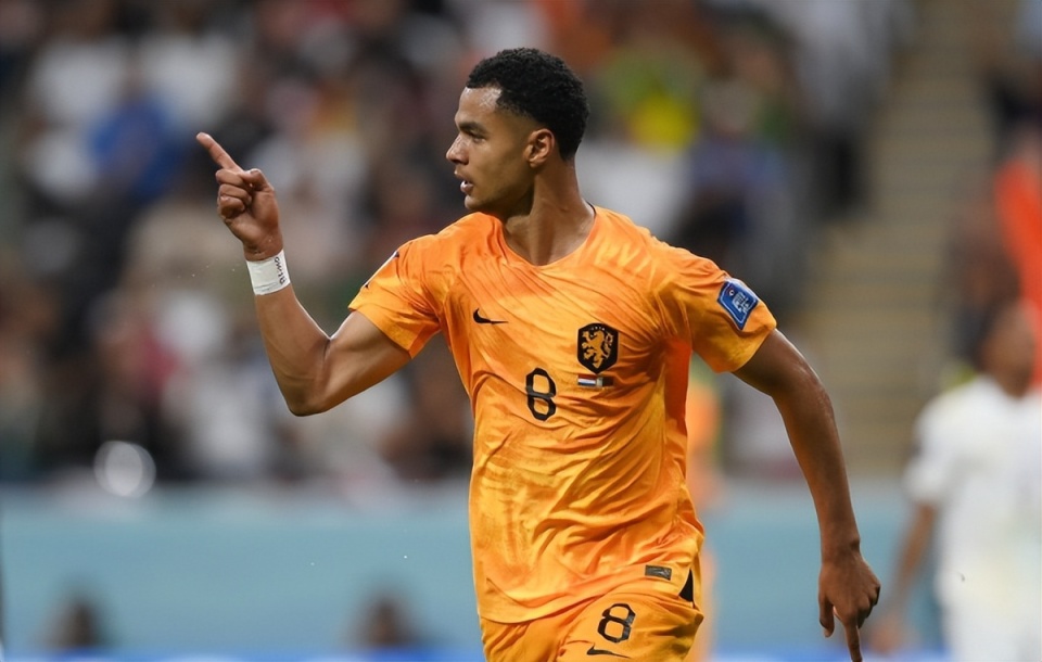 巴萨5比1大胜塞维利亚