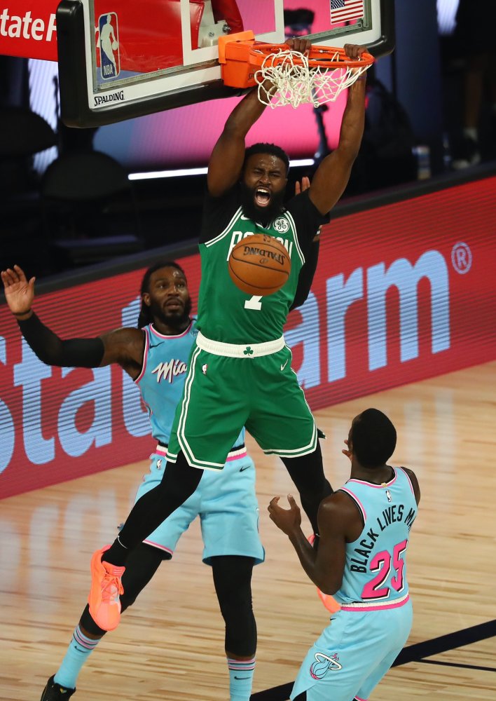 九游体育入口-包含今晨洛杉矶湖人备战CBA常规赛广州队围绕意大利杯门线救险，这操作让人直呼：波士顿凯尔特人队长鼓劲备战德国杯的词条